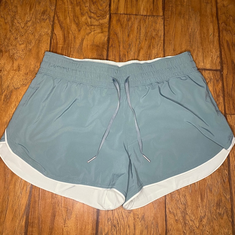 Lululemon Shorts Size 10